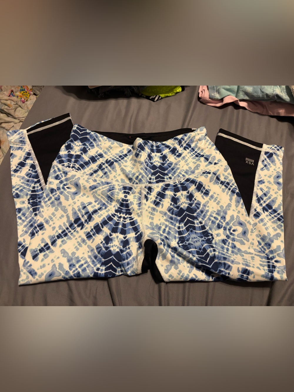 Victoria's Secret Blue and White Tie-Dye Cropped Leggings